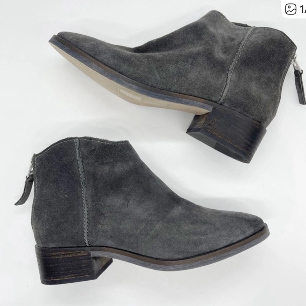 Dolce Vita Charcoal Suede Ankle Booties – Size 10
